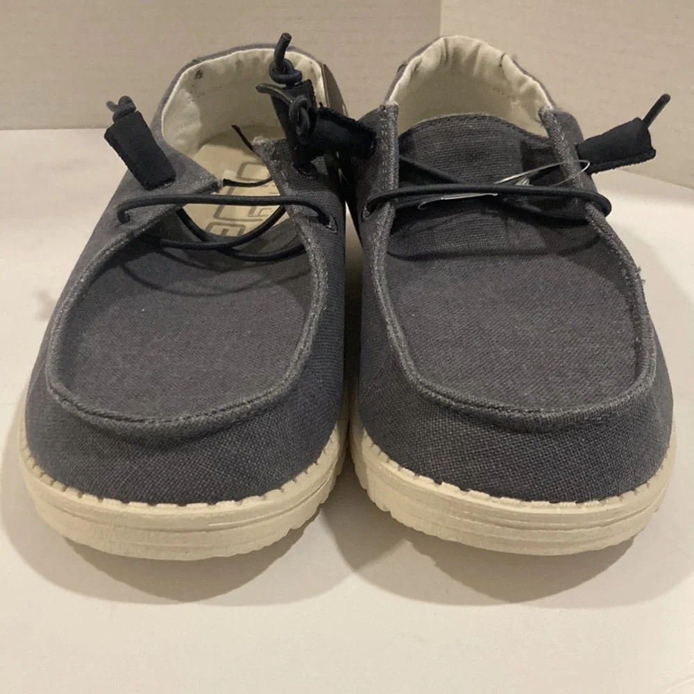 COPY - HEYDUDES Shoes Men's Slip On Shoes Chambray Navy & White Size 8